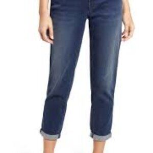 Tommy Bahamas women's jeans.  Dark blue colour size 6.  Ankle length pants